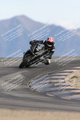 media/Nov-16-2025-Race Pace (Sun) [[8c5fa54630]]/Verified Riders/8-Turn 12 (120pm)/